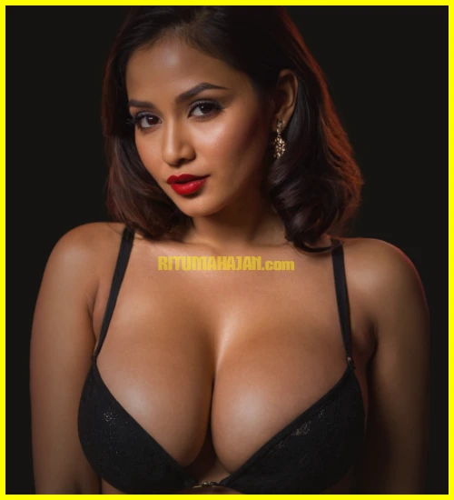 Big Boobs Ritu Mahajan Jaipur Call Girl in Black Dress